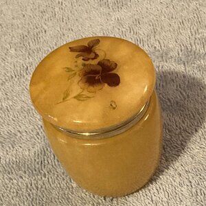 VTG 1970's LEFTON Yellow Alabaster Hinged Trinket/Ring Dish-PurpleFloral Lid-EUC